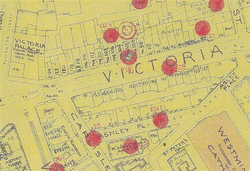 Photo:Bomb Map: Delayed-action HE bomb on 102 Victoria Street, 1941