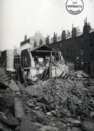 Photo:Oranmore Mews, Pimlico, May 1941