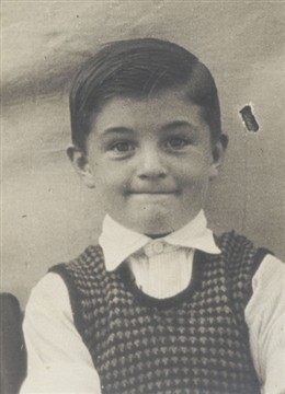 Photo:Mick Jones as a youngster