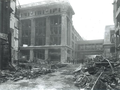 Photo:V2 damage to Selfridges, 1944 (viewed from Barrett Street)